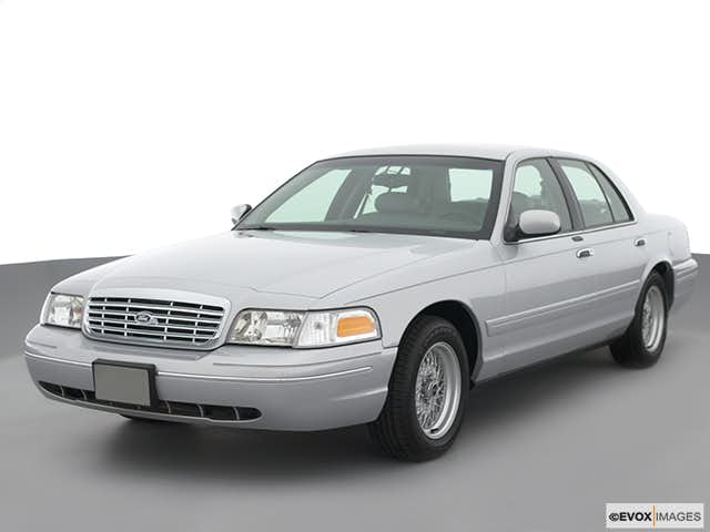 2002 Ford Crown Victoria Review